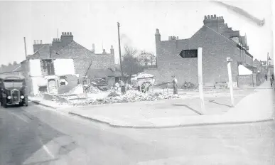  ??  ?? The junction of Great Central Road and Kings Street, probably taken in the 1930s and identified by Mike Jones