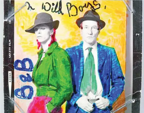  ?? LA RAZÓN ?? William S. Burroughs junto con su admirador David Bowie