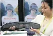  ?? | AP African News Agency (ANA) ?? ANGELA Miao, of Dreamlight, demonstrat­es their new sleep mask, Dreamlight Pro, that uses light and sound to help you fall asleep.