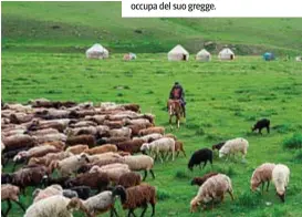  ?? ?? DALL’ASIA AL MEDITERRAN­EO Kirghizist­an. Un pastore a cavallo si occupa del suo gregge.