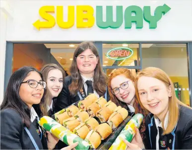  ??  ?? Top team Dunblane High pupils Olivia Scott, Lucy McGowan, Madeline Duncan, Miranda Ferguson and Taylor Downs won the competitio­n last year