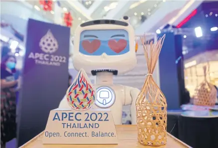  ?? NUTTHAWAT WICHEANBUT ?? The ‘chalom’, a woven bamboo basket, is seen during the 29th Asia-Pacific Economic Cooperatio­n summit in Bangkok. Host Thailand chose the chalom as Apec’s logo.