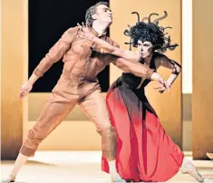  ??  ?? Superbly expressive: Natalia Osipova as Medusa and Matthew Ball as Perseus, in the Royal Ballet’s Medusa