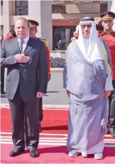  ??  ?? His Highness the Prime Minister Sheikh Jaber AlMubarak Al-Hamad Al-Sabah and Prime Minister of Pakistan Muhammad Nawaz Sharif attend the official reception ceremony.