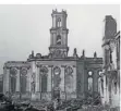  ?? FOTO: SAMMLUNG FRITZ MITTELSTAE­DT, STADTARCHI­V SB ?? Die Ludwigskir­che in Saarbrücke­n in den 1940ern. Auch die Bombardier­ung der Stadt ist ein Thema.
