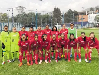  ??  ?? Club Irapuato Femenil es bicampeón y va al nacional en Toluca del 28 de noviembre al 3 diciembre. Foto/cortesía