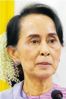  ??  ?? Myanmar leader Aung San Suu Kyi, left, was reportedly ‘furious’ after senior American diplomat Bill Richardson, who she has known for decades, criticized her over the arrest of two Reuters journalist­s. Richardson also quit an internatio­nal panel...
