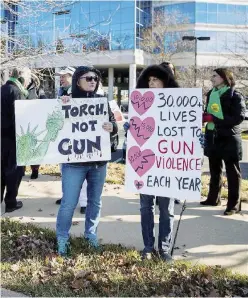  ?? Ansa ?? Proteste inutili Manifestaz­ione per ricordare il massacro di Sandy Hook