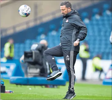  ??  ?? EYES ON THE PRIZE: Aberdeen manager Derek McInnes is focused on keeping track of Celtic this season.