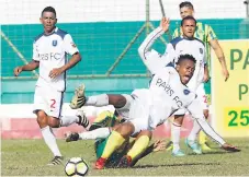  ??  ?? LÍDER. Parrillas One se enfrenta al París FC.