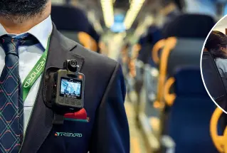  ??  ?? La tecnologia Le «bodycam» di Trenord e, sopra, la centrale Ferrovie Nord di Saronno