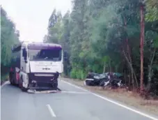  ??  ?? Choque de automóvel com pesado em Odemira