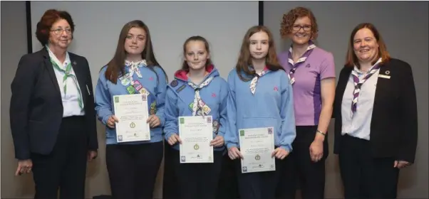  ??  ?? Irish Girl Guides President Maureen Murphy, Saoirse Maloney, Amanda Redmond and Ava Carroll of Seashell Guides, Ballygarre­tt, leader Una Wafer and Helen Concannon.