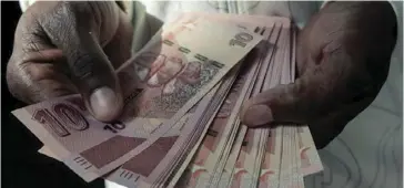  ?? ?? Zimdollar performanc­e has been relatively more stable in recent weeks.