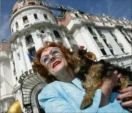  ?? (Photo François Vignola) ?? Elle était l’âme du Negresco, elle adorait les animaux. Jeanne Augier a tiré sa révérence après des décennies de règne fastueux sur l’hôtellerie de luxe et l’art pluriel.