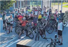  ?? FOTO: HEIKE VON BORNSTAEDT ?? Teilnehmer vom Montagsrad­training am 14.08.2023