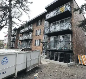  ?? STUART DRYDEN/ CALGARY SUN/ QMI AGENCY ?? A condo complex in downtown Calgary is renovated after the lower floors were flooded. A condo has the right to clean a unit if other units in the complex are being affected.