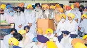  ?? GURPREET SINGH /HT ?? Sukhdev Singh Dhindsa addressing a gathering of supporters and rebel SAD leaders in Ludhiana on Tuesday.