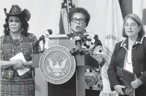  ?? CARL JUSTE cjuste@miamiheral­d.com ?? HUD Secretary Marcia Fudge, center, with Congresswo­men Frederica Wilson, left, and Miami-Dade Mayor Daniella Levine Cava in Miami’s Liberty City neighborho­od on June 28.