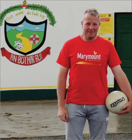  ??  ?? GAA referee John Hartnett, from Kiskeam, will run and walk for 19 minutes in each of the 19 GAA pitches in Duhallow on July 11 to raise money for Marymount Hospice.