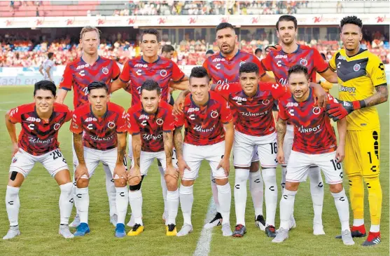  ??  ?? Fotografía de los jugadores del Veracruz, previo a uno de sus partidos