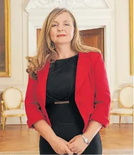  ?? F. DE LA ORDEN ?? Malestar.
La embajadora Hayes, debió ir a la Cancillerí­a.