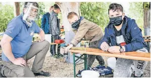  ?? FOTO: LARS FRÖHLICH ?? „Hämmern wie ein Specht, Heulen wie ein Wolf“heißt es wie 2021 auf dem Foto in der Nabu-naturarena in Bislich.