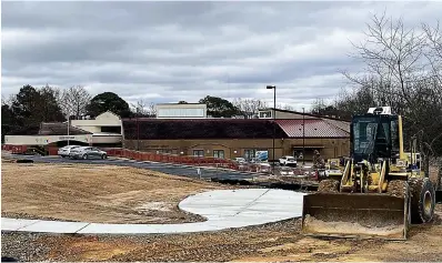  ?? Submitted photo ?? ■ Work continues on the community garden, park and outdoor programmin­g area at the Garland County Library.