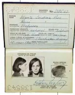  ?? ?? PASAPORTE DE CRISTINA PERI ROSSI, FECHADO EN 1972, AÑO EN QUE LLEGÓ A BARCELONA EXILIADA DE SU URUGUAY NATAL.