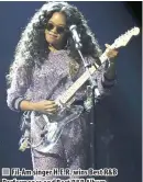  ??  ?? Fil-Am singer H.E.R. wins Best R&amp;B Performanc­e and Best R&amp;B Album.