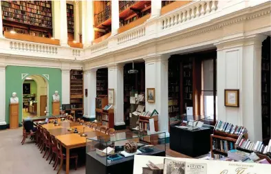  ??  ?? A view of part of the Linnean Society’s reading room