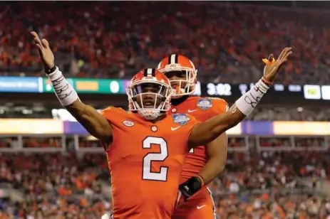  ?? STREETER LECKA/GETTY IMAGES ?? Quarterbac­k Kelly Bryant, who led Clemson to the ACC title with a win over Miami on Saturday, has completed 67 per cent of his passes this season.