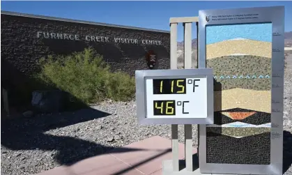  ?? ?? The expected temperatur­e on the weekend is 120F in Death Valley, California. Photograph: Anadolu Agency/Getty Images