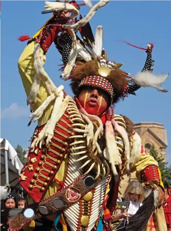  ??  ?? Native Pride Dancers Joshua Atcheynum (Cree/Ojibwe), Northern Traditiona­l powwow dancer PHOTOS GENE PEACH