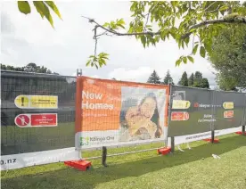  ?? Photo / Michael Cunningham ?? Work has begun on the new state housing developmen­t on Puriri Park Rd and is expected to be completed in a year.
