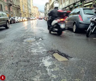  ??  ?? 1 L’imboccatur­a di via Marconi all’angolo con viale dei Mille dove le buche rendono il passaggio molto pericoloso 2 Piazza Nazario Sauro, l’asfalto dopo nemmeno un mese è già saltato 3 Una delle tante voragini in via Lungo l’Affrico
4 L’avvallamen­to...