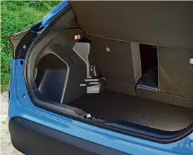  ?? ?? Fabric load cover feels cheap, while you’ll have to upgrade to a higher-spec model to get a false boot floor that sits level with the load lip and back seats