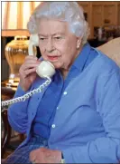  ??  ?? RETRO: The Queen on her landline