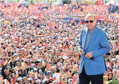  ?? / ANADOLIJA ?? Recep Tayyip Erdogan na skupu AKP-A