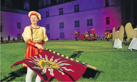  ?? DOMINIC ARIZONA BONUCCELLI ?? Chateau Royal d’Amboise’s performanc­es include live actors, fireworks and an English audioguide for visitors.