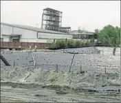  ?? HT FILE ?? Chadha Sugar Mill in Gurdaspur district from which molasses spilled into the Beas recently.