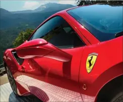  ?? FOTO: FERRARI ?? Bilbyggern­e hos Ferrari er ifølge undersøgel­sen bedst i verden til at tjene penge på deres biler.