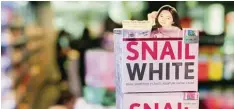  ?? Foto: Christoph Sator, dpa ?? Mit der Marke „Snail White“ist der Unternehme­r Sarawut Pornpatana­ruk zu einem der 50 reichsten Männer Thailands geworden.