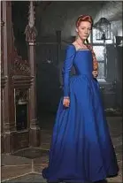  ??  ?? Saoirse Ronan interprète la reine d’Ecosse Marie Stuart.