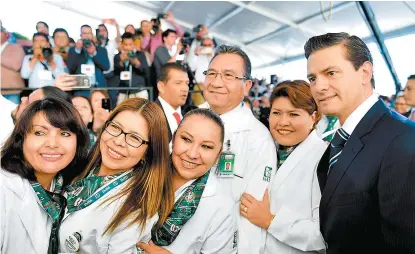  ??  ?? El Presidente asistió a la 108 asamblea general ordinaria del instituto, celebrada en Aguascalie­ntes.