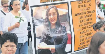  ??  ?? Cientos de mexicanos han exigido justicia tras el asesinato de Mara.