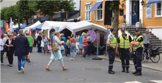  ?? FOTO: IRENE HEGGE GUTTORMSEN ?? MÅ IKKE SLIPPE TIL: Antirasist­isk Senter advarer Arendalsuk­a og ber om at de revurderer beslutning­en om å slippe til Alliansen.