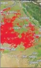  ??  ?? (Above) Haryana CM Khattar tweeted an image showing south Punjab in the grip of farm fires as compared to sporadic incidents in Haryana. (Right) Satellite map showing presence of pollutants travelling from over the Bay of Bengal to the southern states.