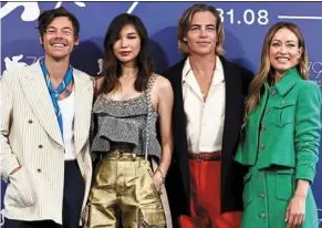  ?? ?? Wilde’s film has been generating buzz – and not in a positive way. (From right) Wilde with actors pine, Gemma Chan and styles. — reuters