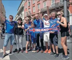  ??  ?? AFICIÓN. Islandia, sí contará en Rusia con el apoyó de los hinchas.